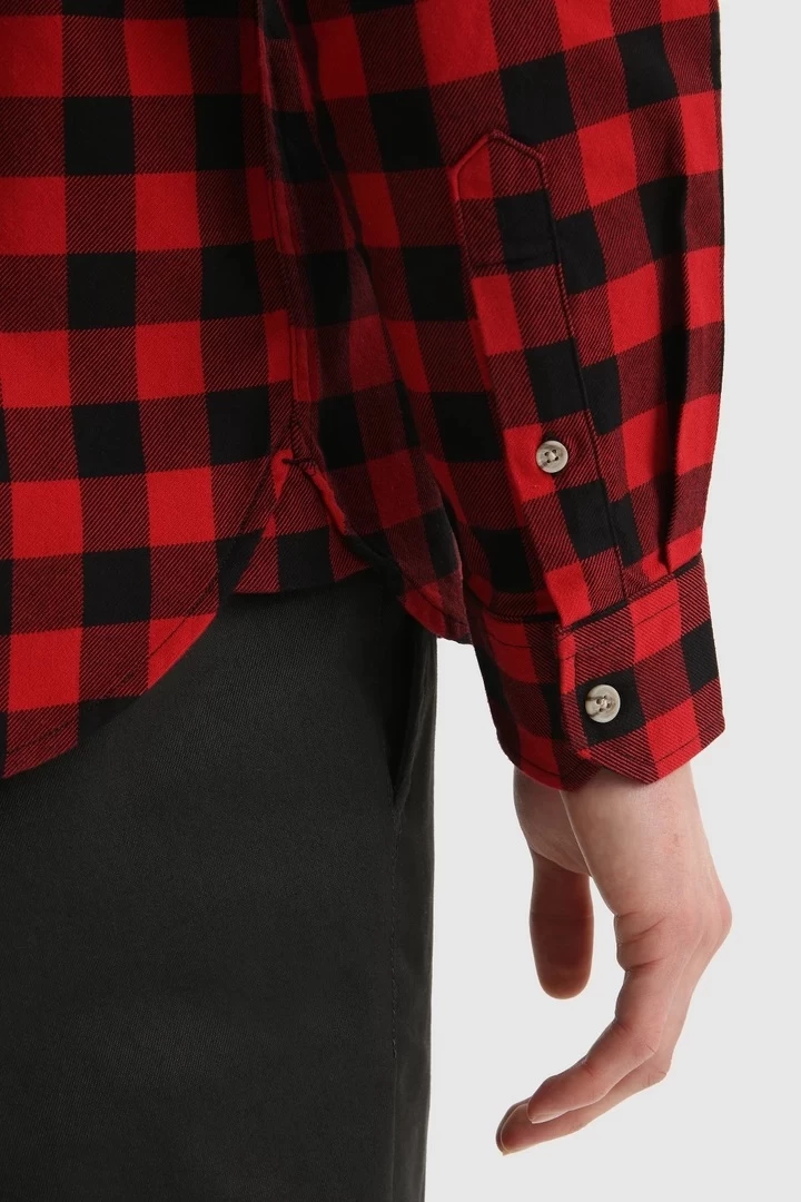 Woolrich Traditional Cotton Flannel Shirt Red Buffalo 6 Woolrich Traditional Cotton Flannel Shirt Red Buffalo