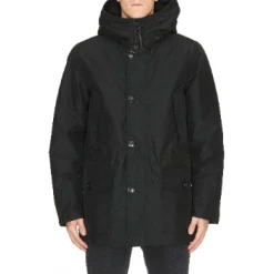 Woolrich Woolrich Gore-Tex Mountain Parka Off Black 5 Woolrich Woolrich Gore-Tex Mountain Parka Off Black